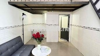 PHÒNG GÁC MÁY LẠNH RỘNG RÃI GẦN ĐH CÔNG THƯƠNG