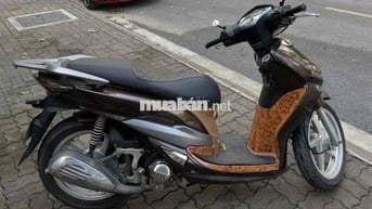 Xe máy Shark 125 Nâu