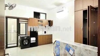cho thuê phòng ban công , vị trí trung tâm , gần bệnh viện Tâm Anh