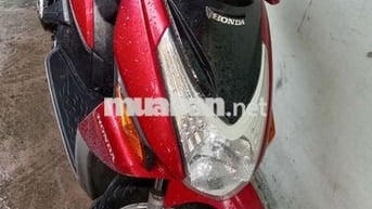 Honda Click màu Đỏ