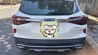 Kia Seltos 2023 1.6AT 130000 km Trắng