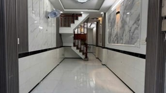 nhà 2 tầng 1/ Nguyễn Văn Quá, Q12, hẻm xe hơi giá 990tr