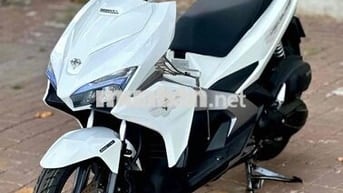 Air Blade 2016 Led mắt híp Trắng siêu phẩm