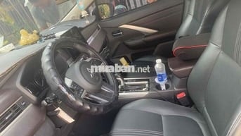 Mitsubishi Xpander Premium 2024 75000 km Xám