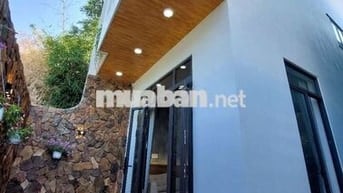 nhà  nhiều  phòng  ngủ  cho  gia đình  nhiều  thế  hệ 