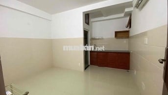 Studio giá rẻ Sát Trung Tâm Q7