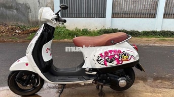 Piaggio Vespa màu Trắng