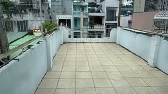 Nhà gần hẻm số 7 Thành Thái_3.65mx11.5m(40m2).Nhà 4 tầng.Giá 5.99 tỷ