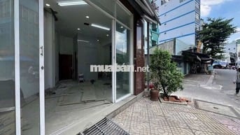 Cho Thuê Mặt Bằng Đường Nguyễn Phúc Chu, Quận 3 ( Góc Đẹp - Có Sân )