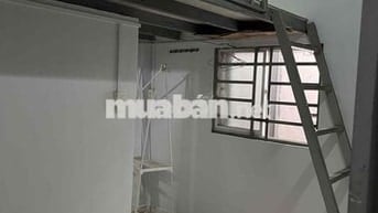 Phòng trọ WC riêng, máy lạnh, có gác, giờ tự do