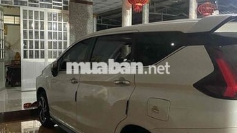 Mitsubishi Xpander 7 chỗ Trắng