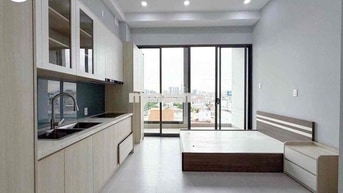 Căn Hộ Ban Công Lớn Bình Thạnh gần Ngã tư hàng xanh Q1 Full nội thất