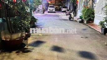 CHO THUÊ NHÀ 590/ PHAN VĂN TRỊ HẺM XE TẢI THÔNG