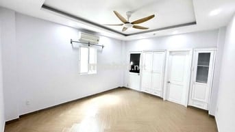Bình Thạnh (Hàng Xanh). Tách bếp. 30m2