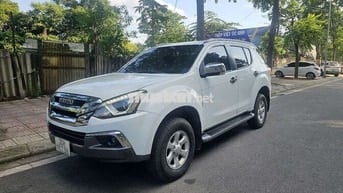 Isuzu MU-X B7 MT 2021 Trắng 9 vạn