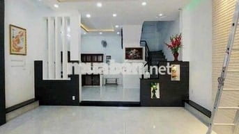 NHÀ GẦN CHỢ MINH PHÁT. TRỆT 2 LẦU 3PN 3WC. ĐƯỜNG 8M XE HƠI ĐỖ CỬA