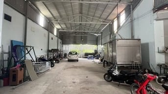 CHO THUÊ XƯỞNG 300M2 TÂN BÌNH DĨ AN ĐƯỜNG XE CÔNG ĐIỆN 3 PHA