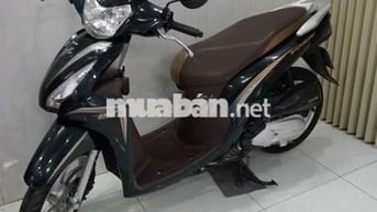 chính chủ  bán xe vision 2020 ít chạy còn như mới 