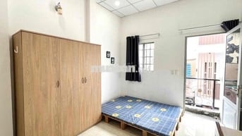 CHDV 20m2 balcony có nội thất ngay Bùi Đình Tuý