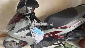 Honda Air Blade Xám đỏ 10649 km