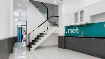Bán Nhà Hẻm xe hơi 1 sẹc – 4 tầng 4PN – 4.1x16m – Ngay chợ Bùi Văn Ba