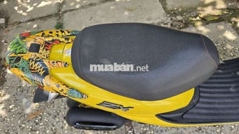 Honda ZX màu Vàng