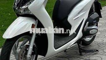 Honda SH 160 Trắng Như mới. Chính chủ sang tên