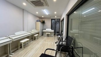 CHO THUÊ NHÀ TẦNG 1, 2 LÀM VĂN PHÒNG, TT ĐÀO TẠO, LỚP HỌC Or SALON TÓC