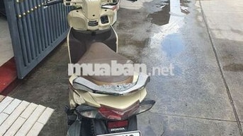 Honda Vision 2019 Vàng kem