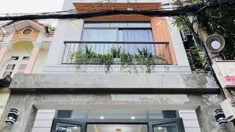 Bán nhà 49m2 Sư Vạn Hạnh, P12, Q10. Sổ hồng riêng chính chủ 2Tỷ350tr
