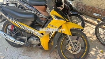 Yamaha Sirius màu Vàng