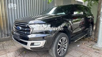 Ford Everest Titanium 2019, bảo hành 2027, vay 75%