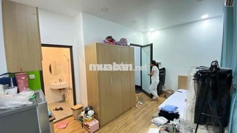 CHUYỂN CÔNG TÁC CẦN NHƯỢNG LẠI PHÒNG GẤP