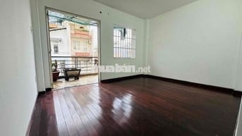 1 PN TÁCH BẾP - CÓ BAN CÔNG LỚN KHU ( K300 )