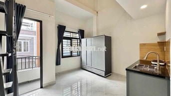 DUPLEX GÁC CAO CÓ BAN CÔNG SIÊU RỘNG TRÊN TRỤC ĐƯỜNG QUANG TRUNG