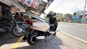 Honda Lead 2010 Vàng kem