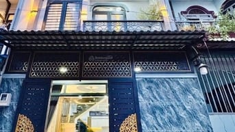 Chủ nhà kẹt tiền bán nhà 55m2 đườn 3/2,Q10.Gần Ngã bảy Lý Thái Tổ.