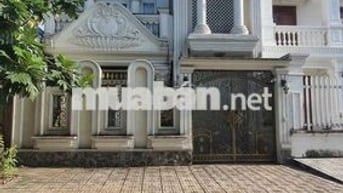 Bán biệt thự 1 trệt 2 lầu phường Bửu Long