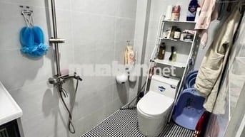 NHÀ 5.9 x 12 VUÔN ĐẸP - NGAY Đ. TÊN LỬA - HOÀN CÔNG ĐỦ chính chủ TL
