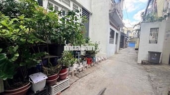 🔥 Hiếm có khó tìm Hồ Xuân Hương – ngang tận 4.7m giá chỉ 6.2 tỷ. Nhà c