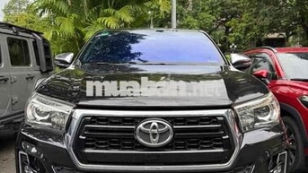Toyota Hilux 4x4 AT 2018 2 cầu Đen Tự động