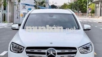 Mercedes GLC200 4Matic Model 2020 - 38000km