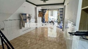 Diện Tích 64m2 - 3Tầng - Hẻm Xe Hơi - Dọn Vào Ở Ngay