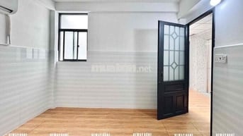 Cho Thuê Phòng Giá Rẻ Cửa Sổ Đầy Đủ Nội Thất Gần ĐH Công Thương - AEON