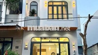 Chính Chủ Mới Xây Căn Nhà Lầu Ngay HL15 Giảm 200TR Tặng Kèm Nội Thất 
