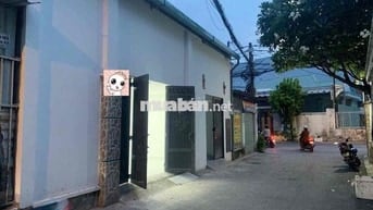 nhà mặt tiền 2 phòng ngủ + ở + mở văn phòng+ buôn bán