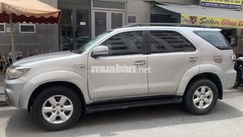 Toyota Fortuner 2009 Bạc