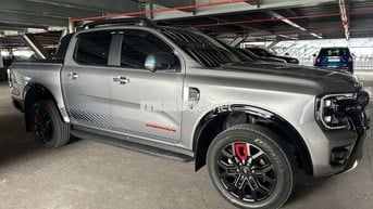 Ford Ranger Stormtrak 2025 4x4, vay Ngân Hàng 75%