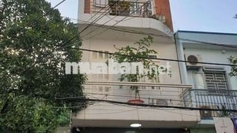 Nhà phố sân vườn ba mặt thoáng, view sông trung tâm Q7