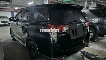 Toyota Innova Venturer 2018 Đen 95.000km